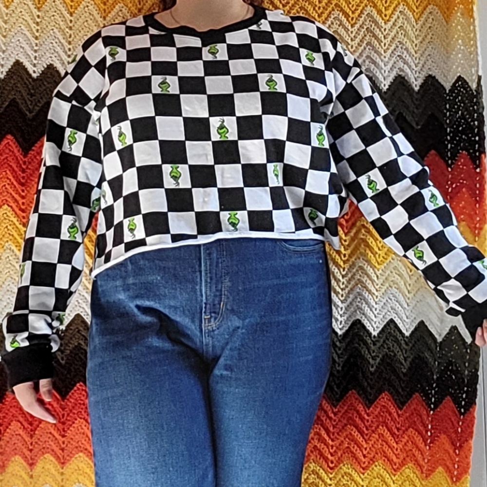 Grinch Checker Board Cropped Sweater